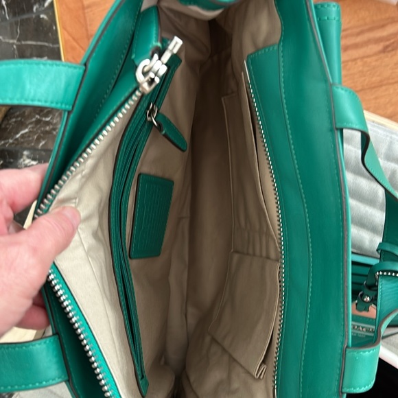 NWOT Coach Emerald Legacy American icon tote leather F1271 - Picture 7 of 8